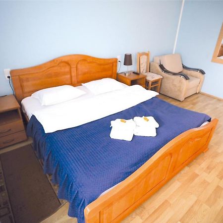 Hotel Ravni Gaj Knic Extérieur photo