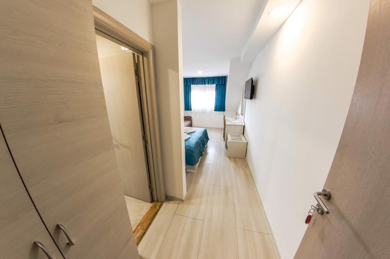 Hotel Ravni Gaj Knic Extérieur photo