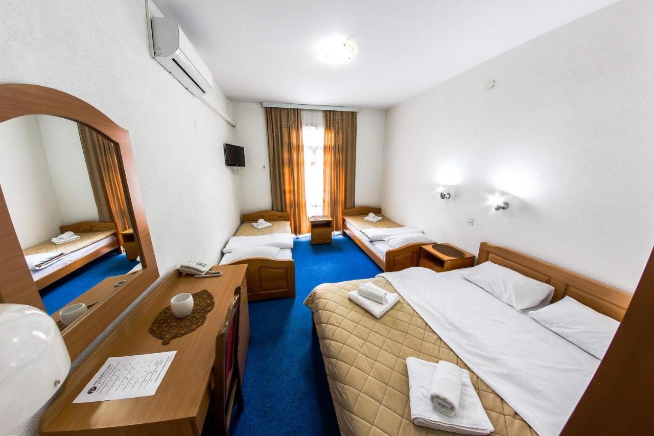 Hotel Ravni Gaj Knic Extérieur photo